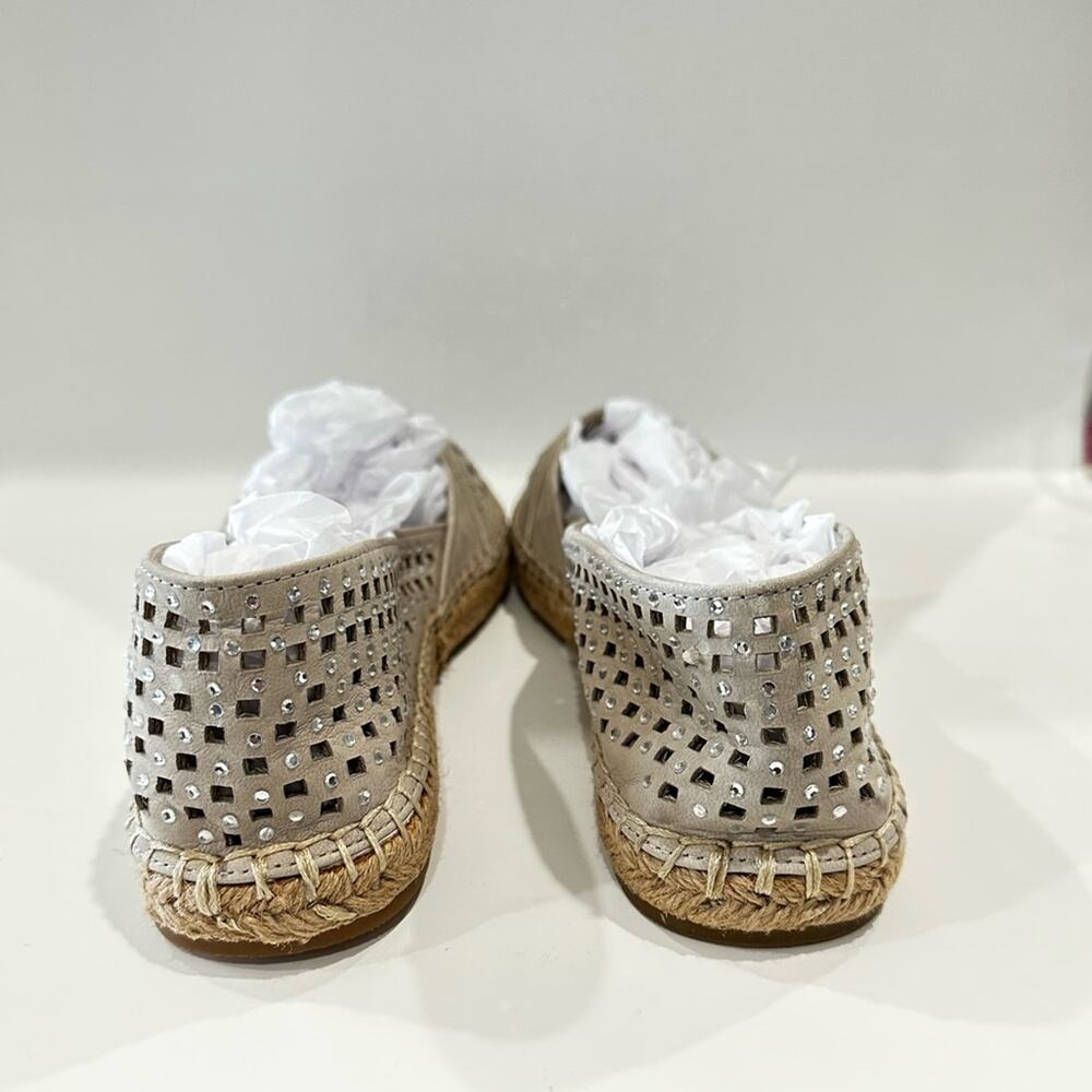 Gianni Bini flat perforated taupe suede espadrille with rhinestones size 8.5 - Picture 5 of 8